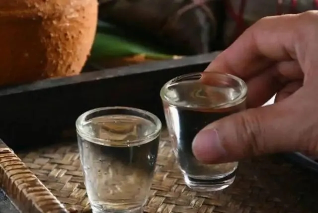 饭局上，会喝酒就是懂人情世故，做到这3点，受众人高看