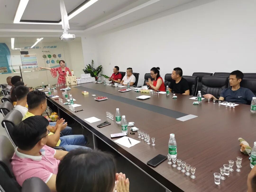 【一言九鼎】第98场主题沙龙品鉴会[做成功男人，喝一言九鼎]完美落幕