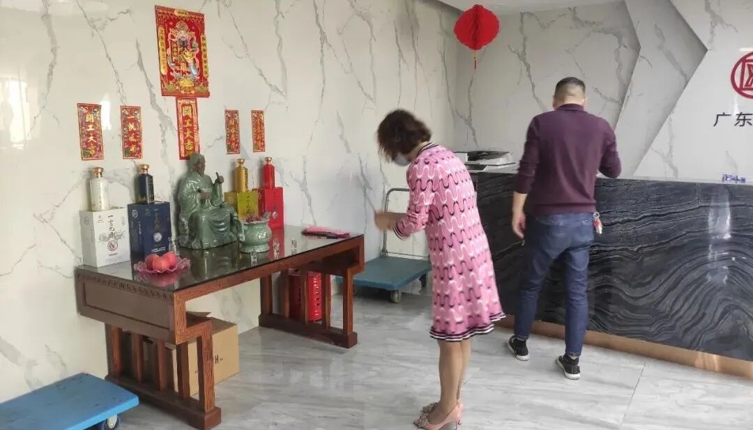 携手并进，共创未来 | 一言九鼎酱酒品牌代理商签约仪式圆满成功！